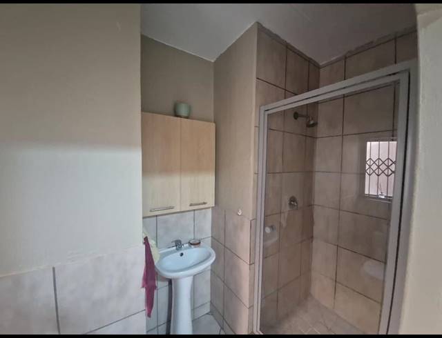 1 BEDROOM APARTMENT FOR SALE IN KLIPPOORTJE